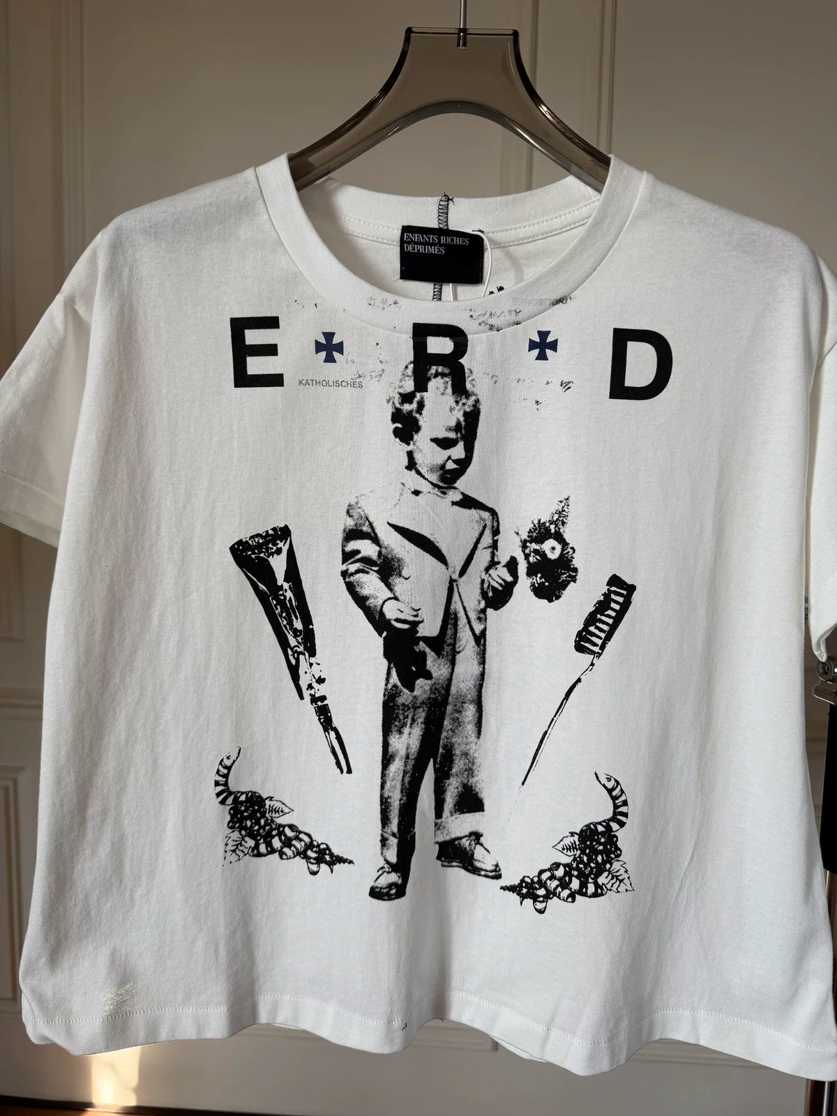 ERD Vintage Washed White Cropped Short Sleeve T‑Shirt