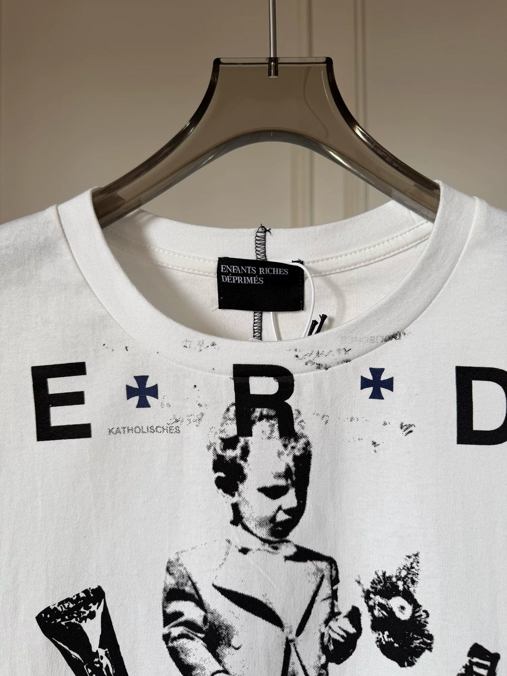 ERD Vintage Washed White Cropped Short Sleeve T‑Shirt
