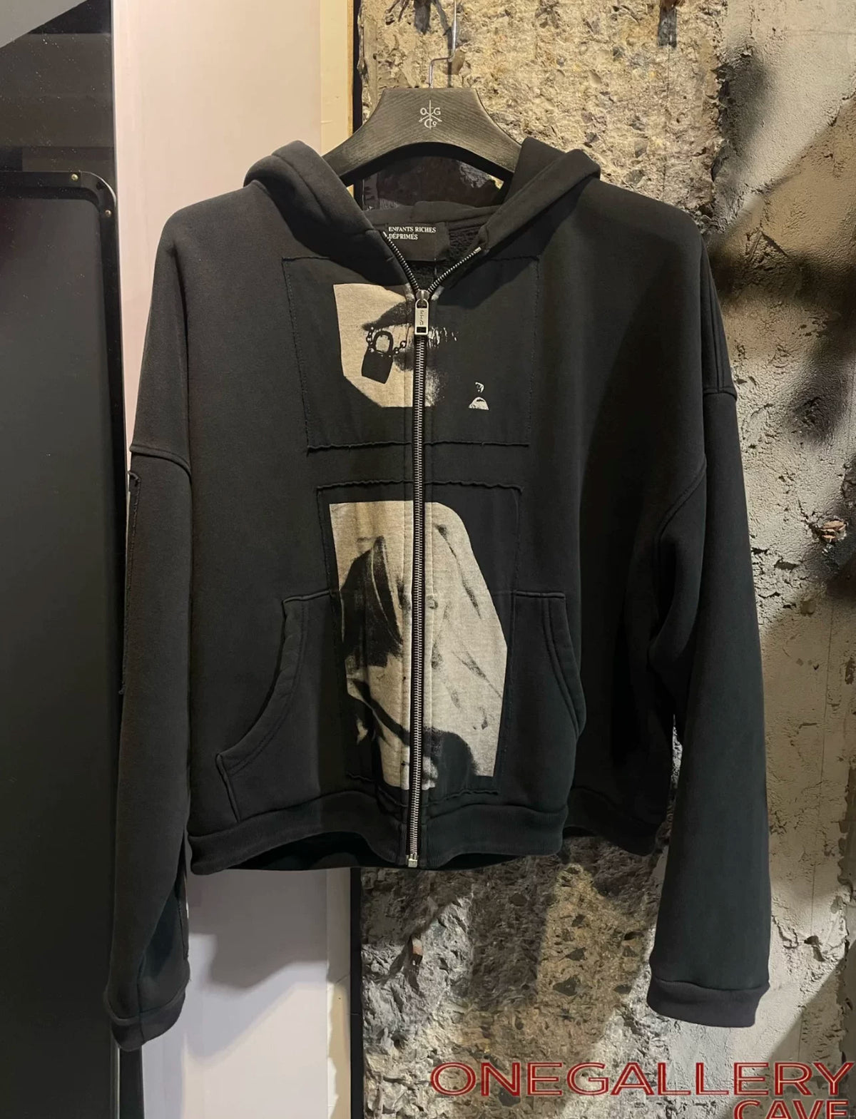 ERD Vintage Washed Patch Figure Graphic Cropped Zip‑Up Unisex Hoodie