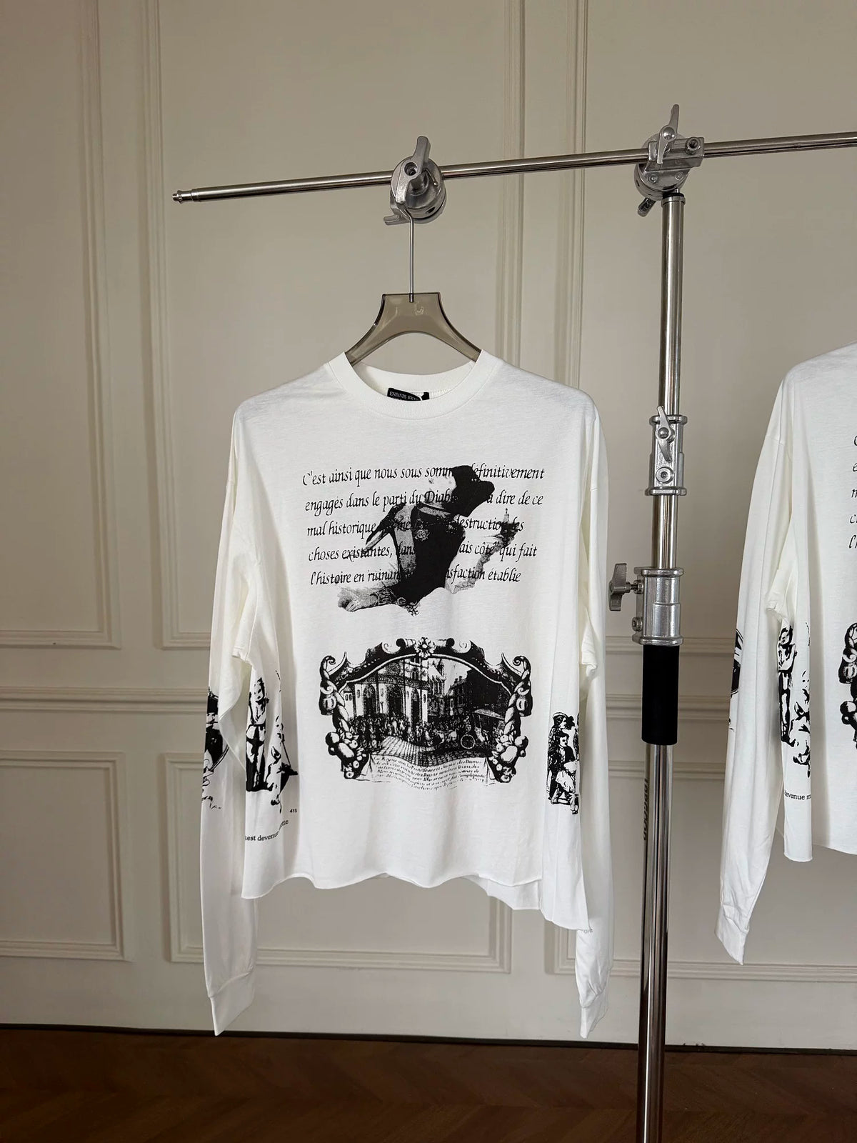 ERD Vintage French Text Engraving Art Long Sleeve T‑Shirt