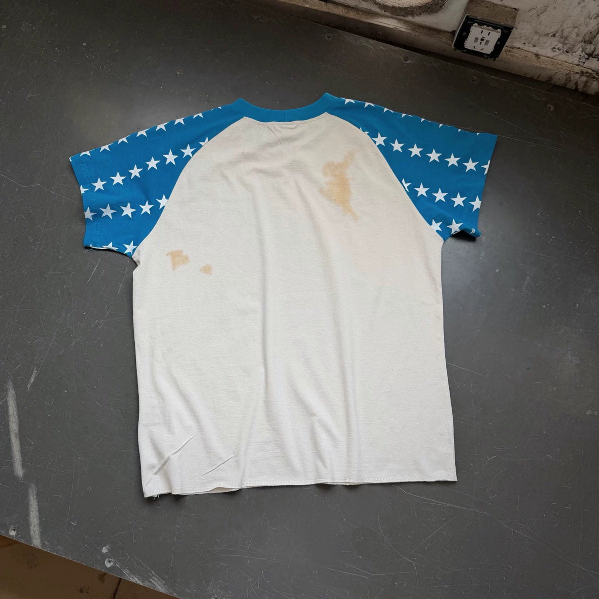 Vintage Distressed Star Raglan Graphic T‑Shirt